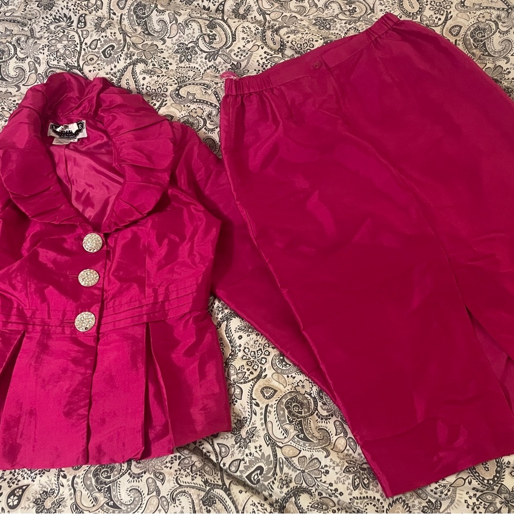Vintage Pink Ruffled Mystique by Ben Marc Two Piece Skirt Suit Women's 8